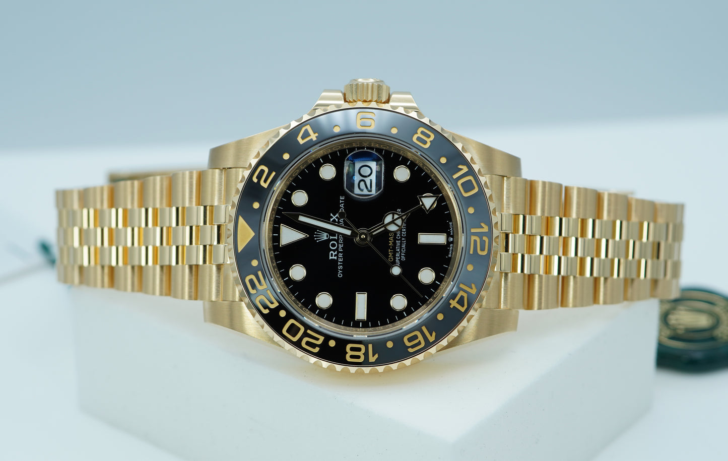 Rolex 126718GRNR GMT Master 2 Vàng Vàng Viền Xám Đen Dây Jubilee 2023