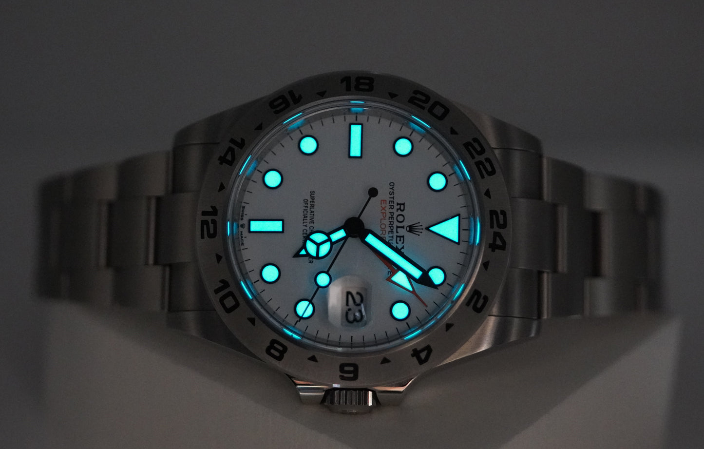 Rolex 226570 Explorer 2 Mặt Số Trắng Polar Mẫu Mới 2021