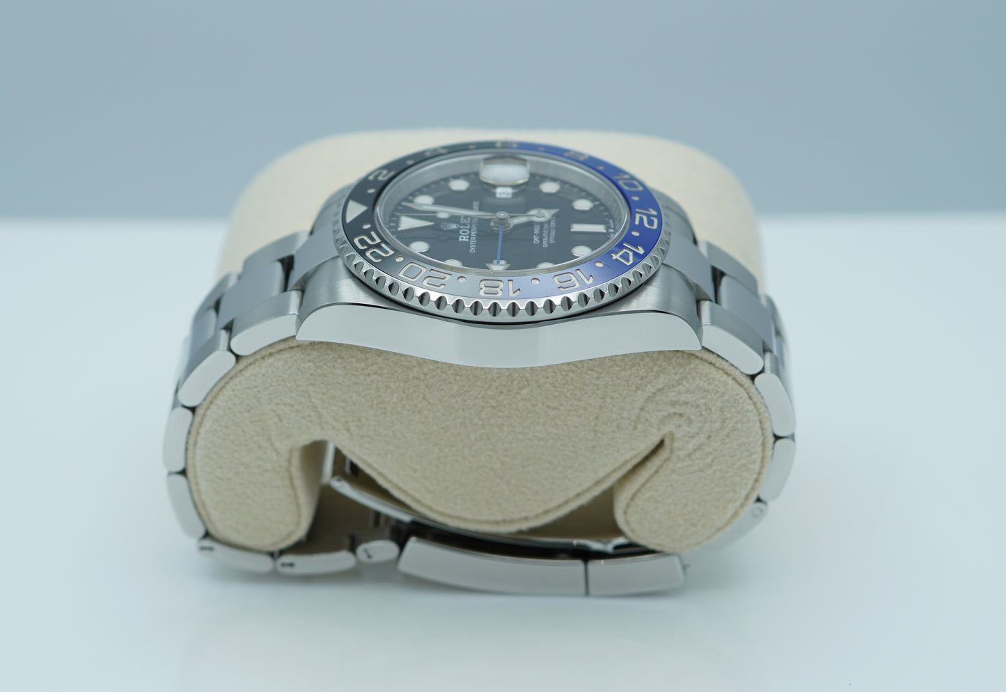 Rolex 126710BLNR GMT Master 2 Viền Đen Xanh Mẫu Mới 2022