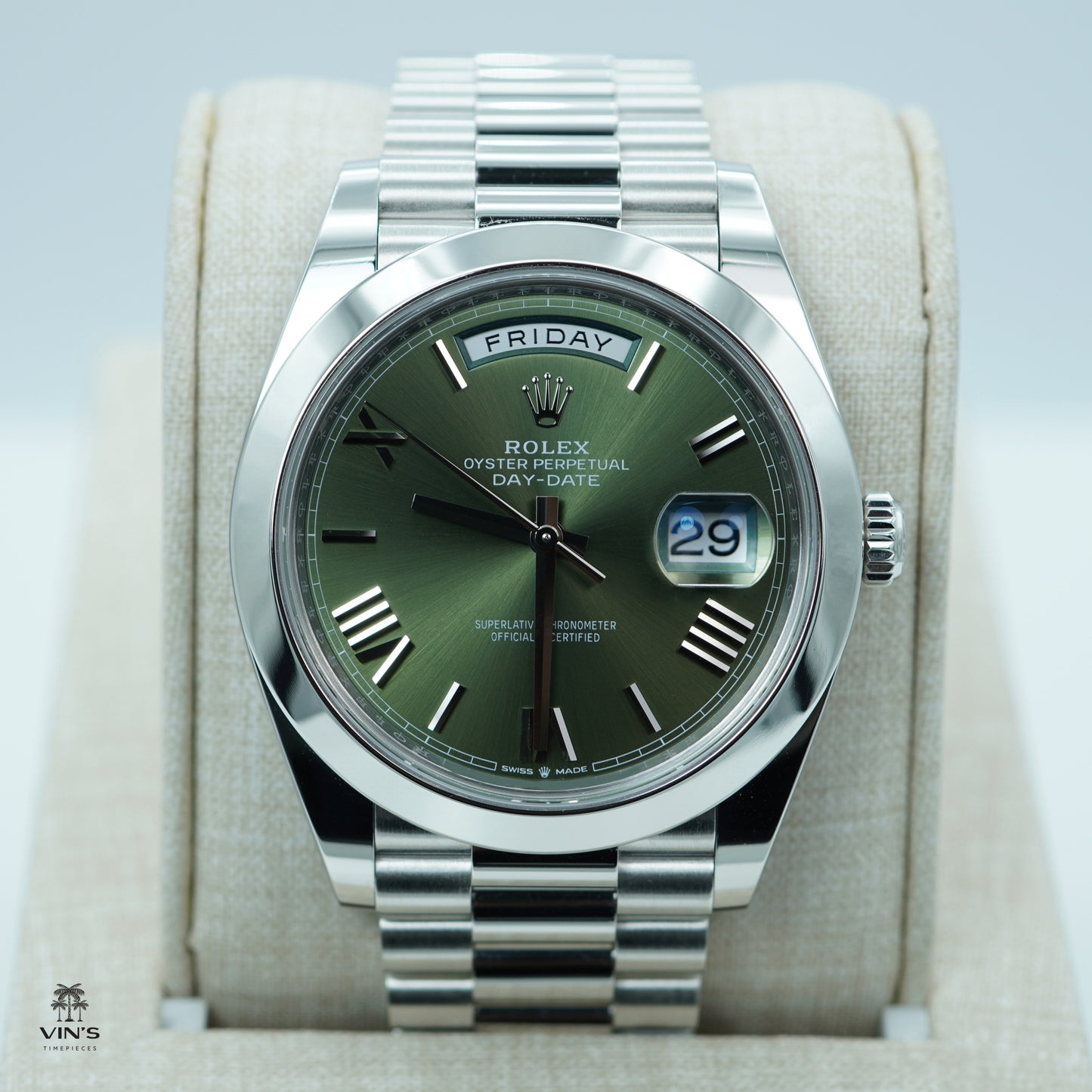 Rolex 228206 Day-Date 40 Platinum Mặt Số Xanh Olive Cọc Số La Mã 2021