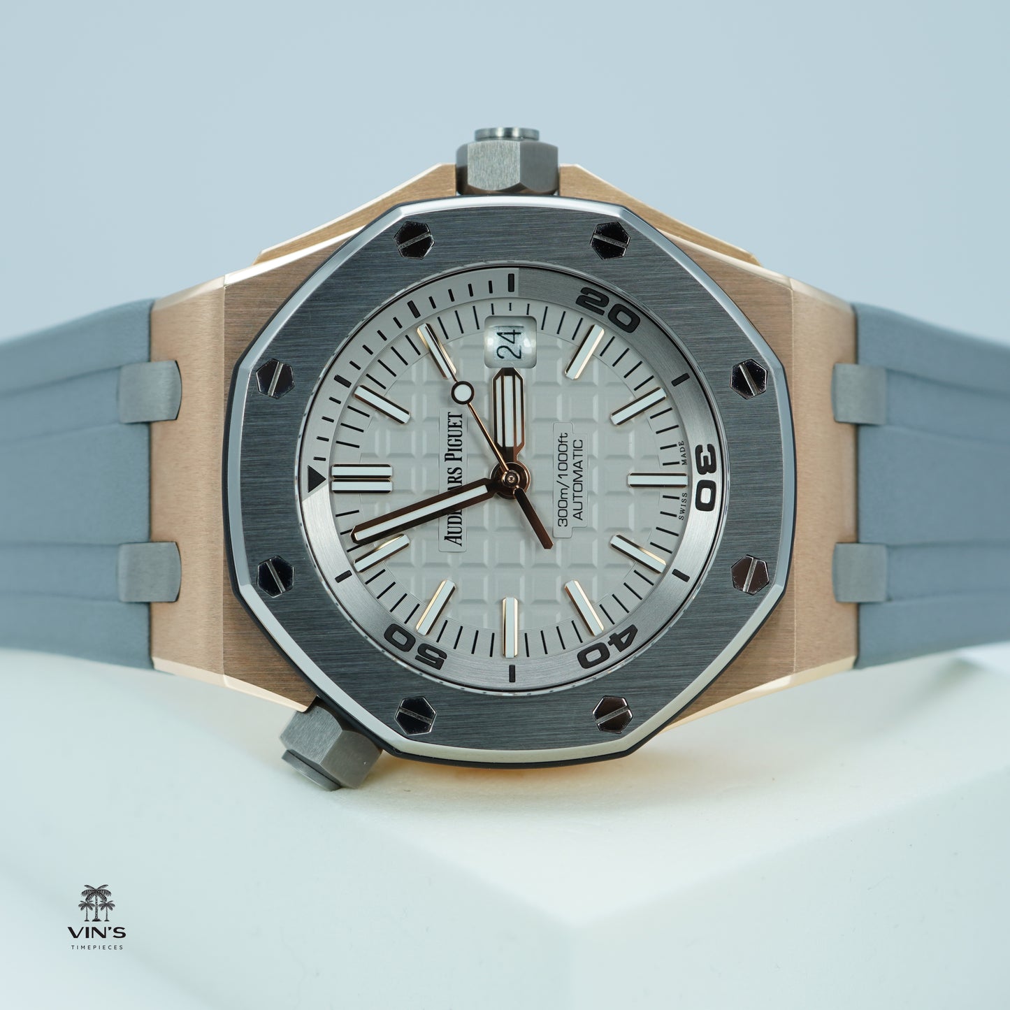 Audemars Piguet Royal Oak Offshore Diver 15711 Vàng Hồng Japan Giới Hạn 500 Chiếc