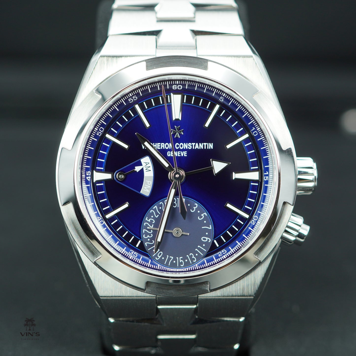 Vacheron Constantin Overseas Dual Time 7920V Mặt Số Xanh - Mẫu Mới