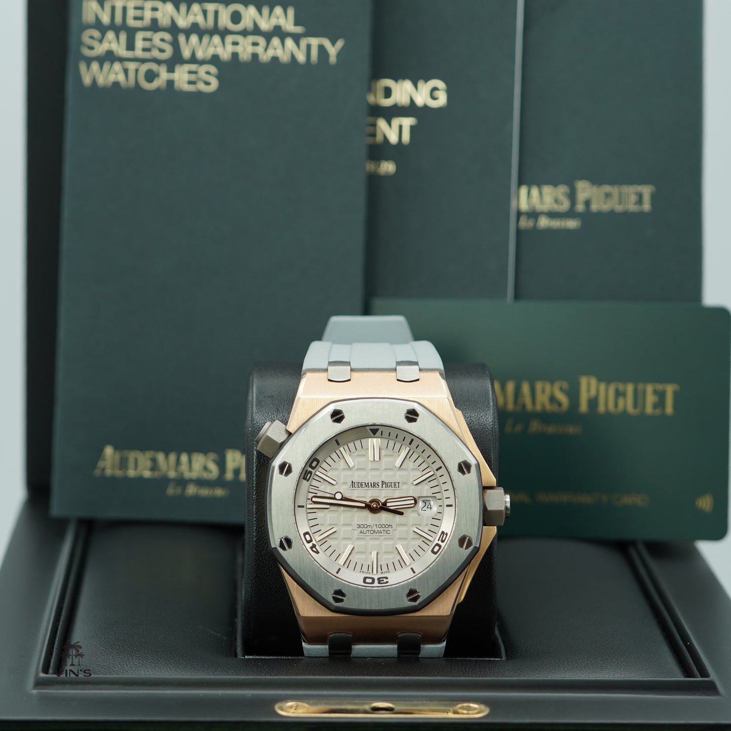 Audemars Piguet Royal Oak Offshore Diver 15711 Vàng Hồng Japan Giới Hạn 500 Chiếc