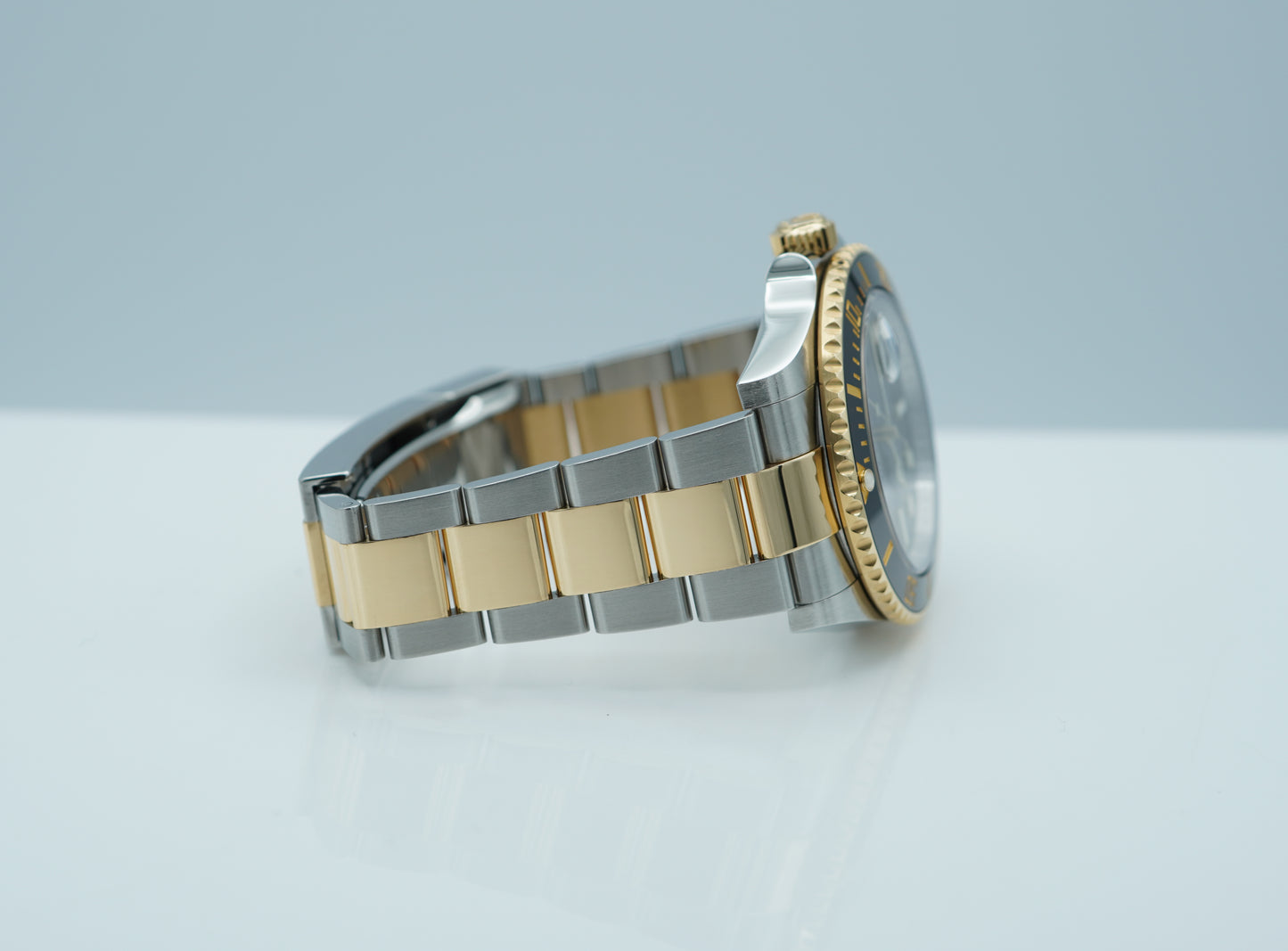 Rolex 126613LN Submariner Vàng Vàng 18K Thép Mặt Số Đen 2023