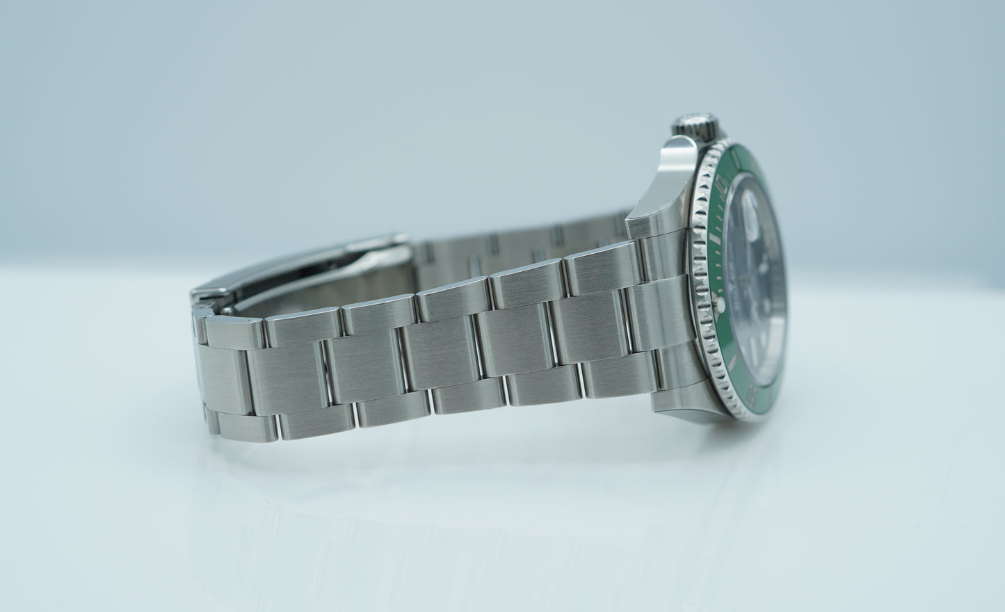 Rolex 126610LV Submariner 41mm Viền Xanh MK2 Mặt Số Đen 2024