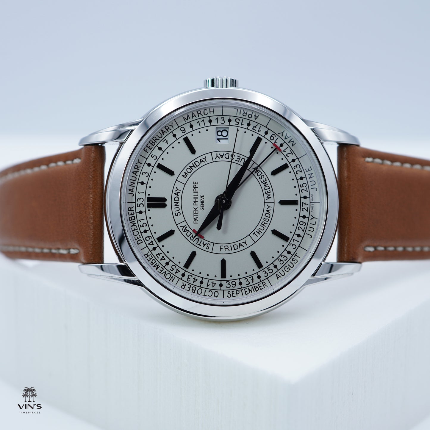 Patek Philippe 5212A Thép Calatrava Lịch Tuần 2022