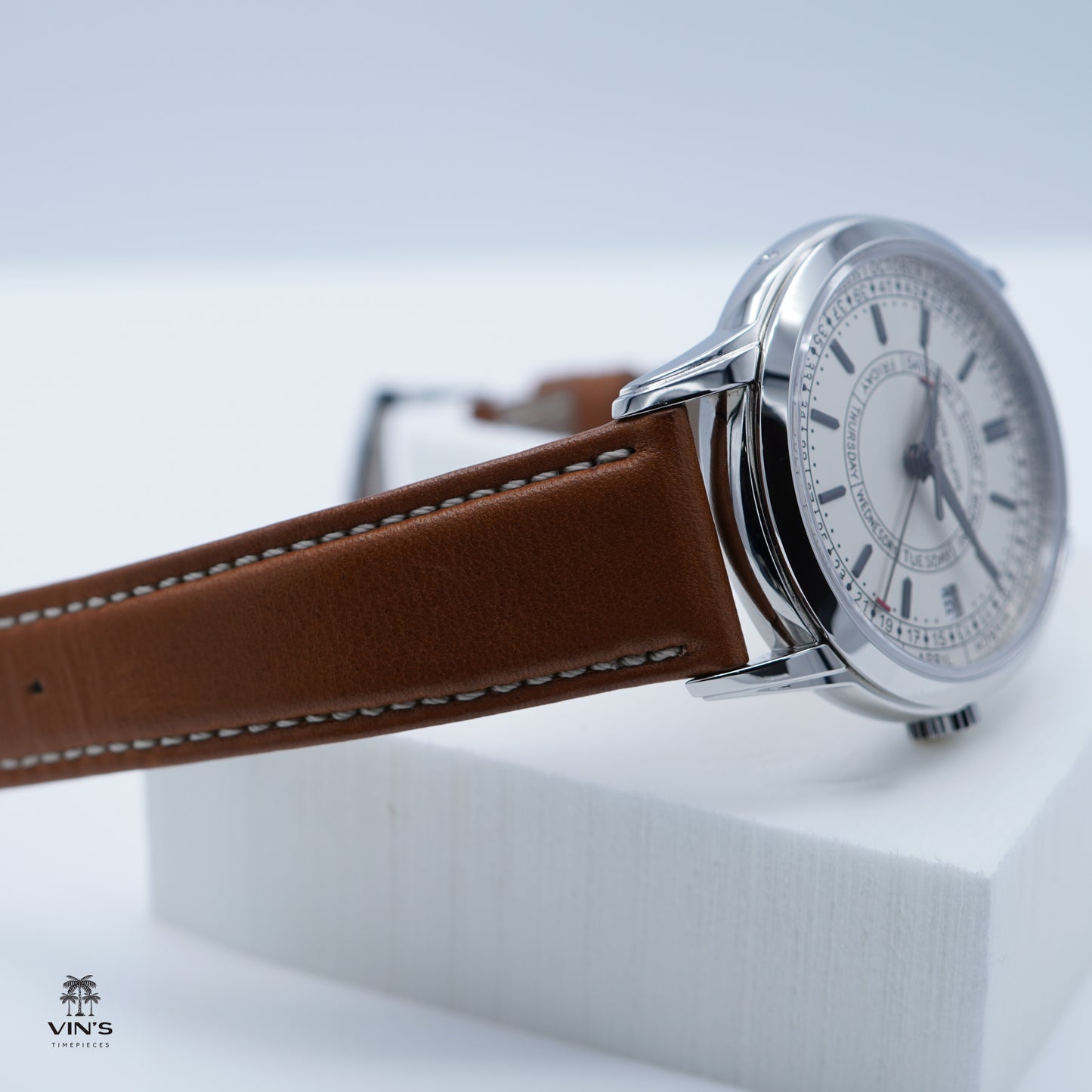 Patek Philippe 5212A Thép Calatrava Lịch Tuần 2022