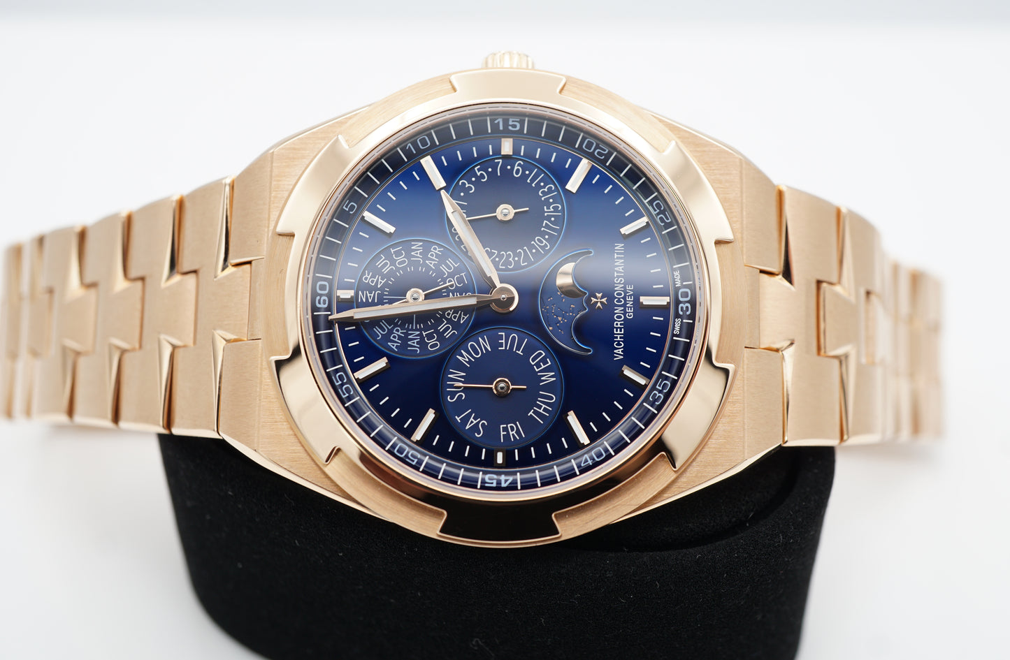 Vacheron Constantin Overseas Perpetual Calendar 4300V Vàng Hồng Mặt Số Xanh