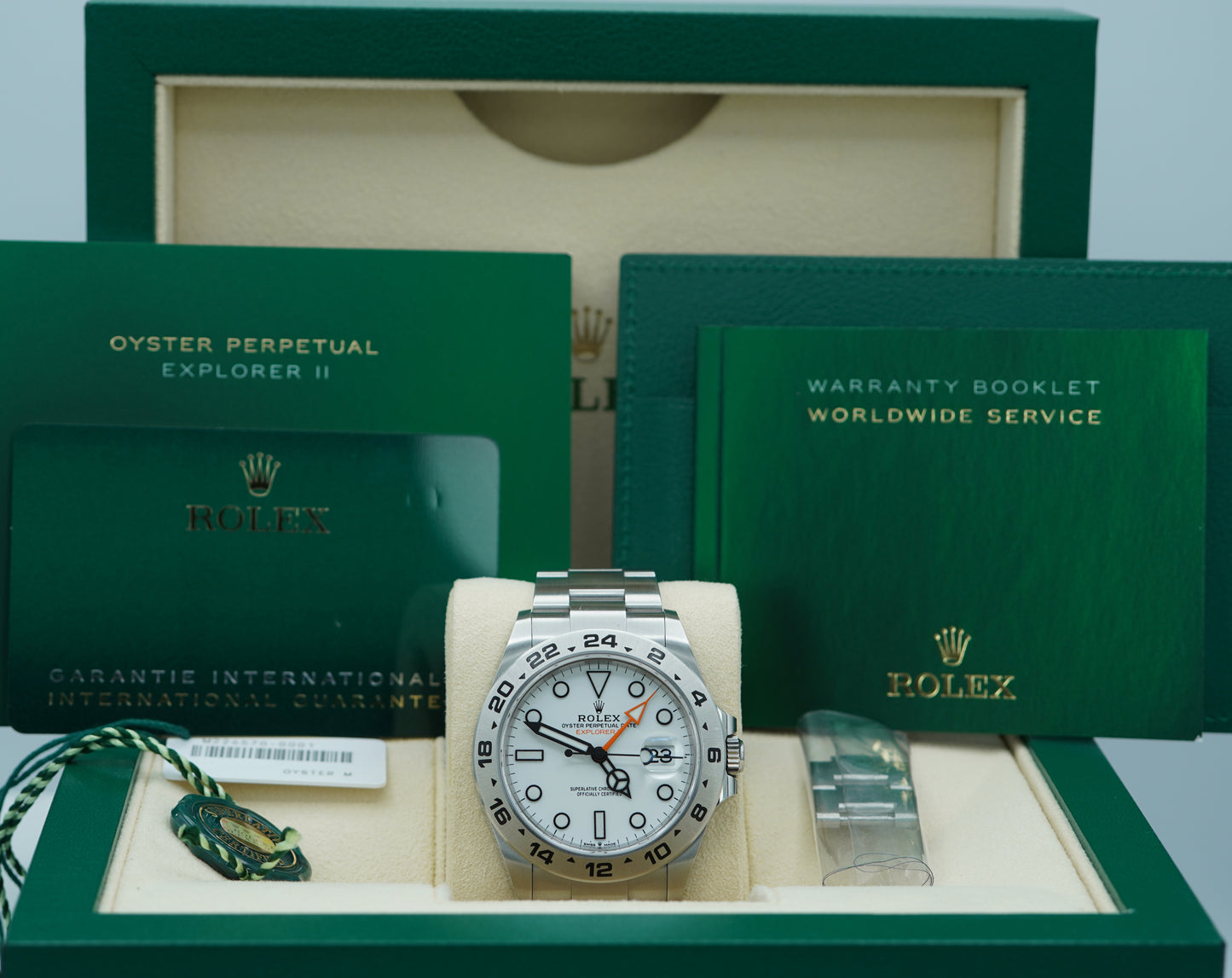 Rolex 226570 Explorer 2 Mặt Số Trắng Polar Mẫu Mới 2021