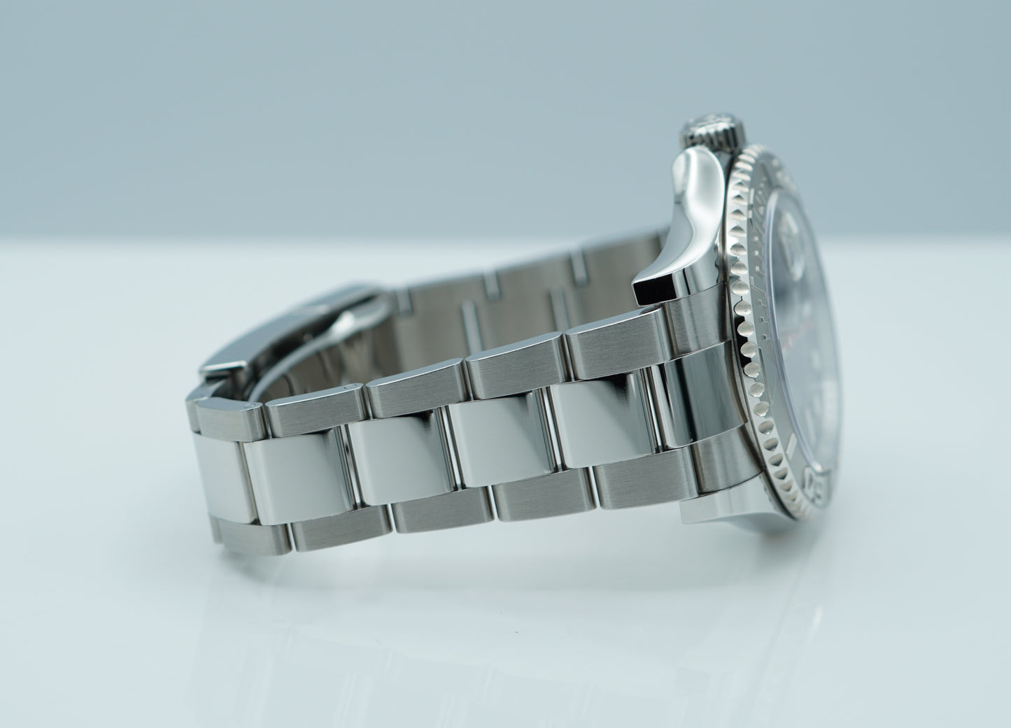 Rolex 126622 Yacht-Master Viền Platinum Mặt Số Xanh 40mm 2024