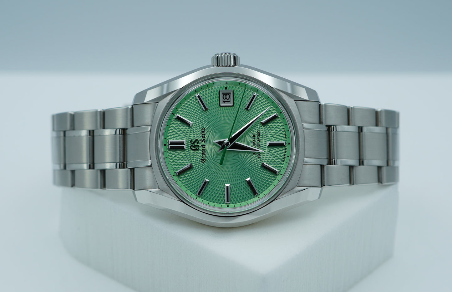 Grand Seiko SBGH335 Watches of Switzerland Phiên Bản Giới Hạn Mặt Số Xanh 2023