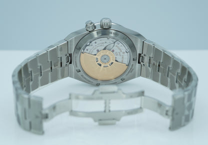 Vacheron Constantin Overseas Dual Time 7900V Mặt Số Xanh 2021