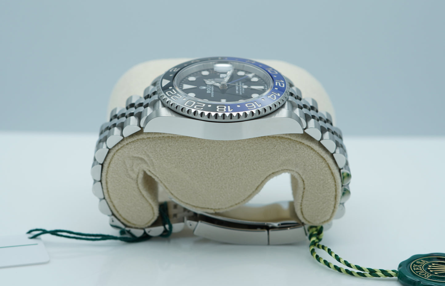 Rolex 126710BLNR GMT Master 2 Viền Đen Xanh Jubilee 2024