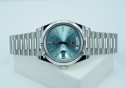Rolex 228236 Day-Date Platinum Viền Khía Mặt Số Xanh Băng Cọc Số 2024