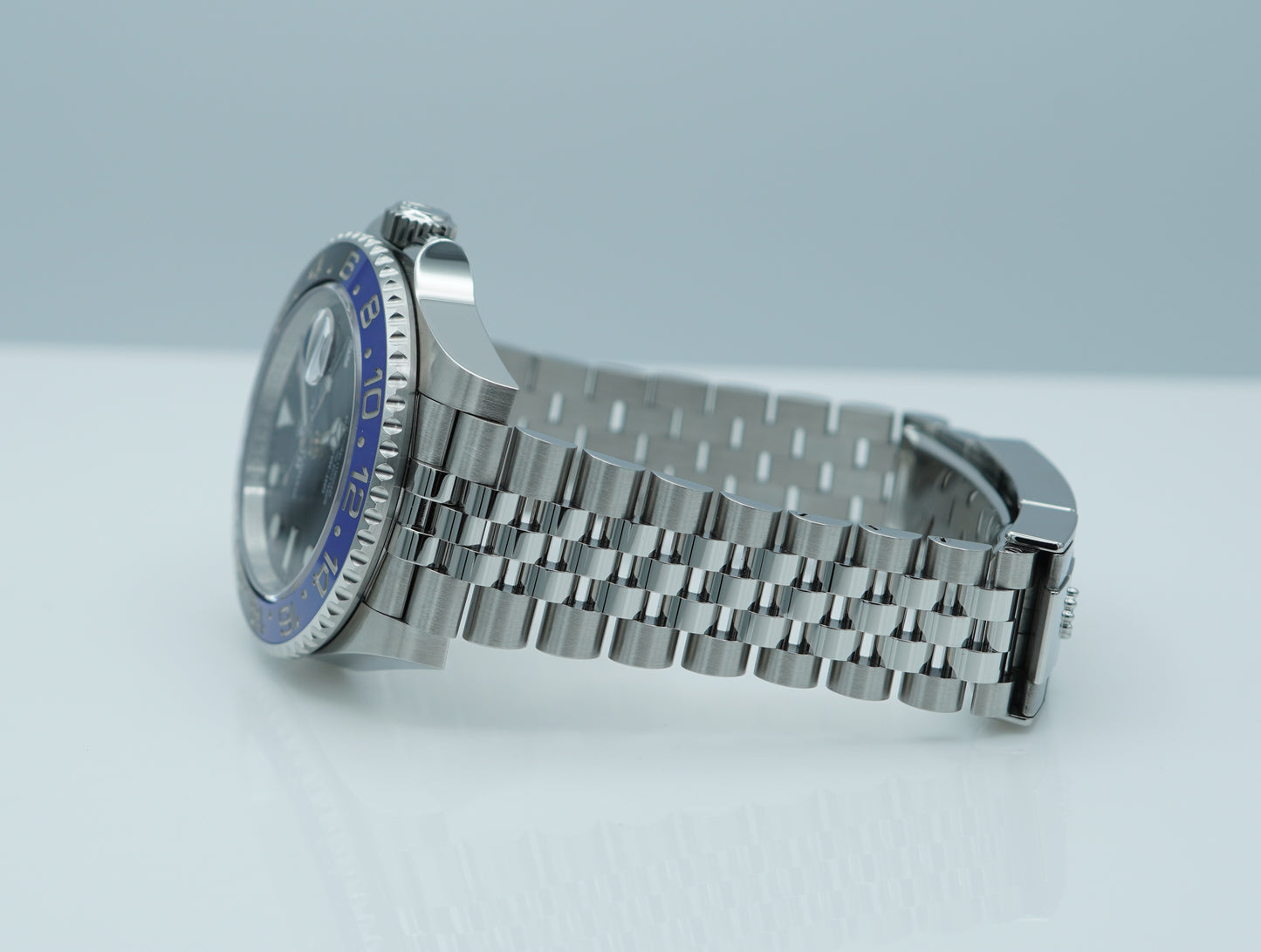 Rolex 126710BLNR GMT Master 2 Viền Đen Xanh Jubilee 2023