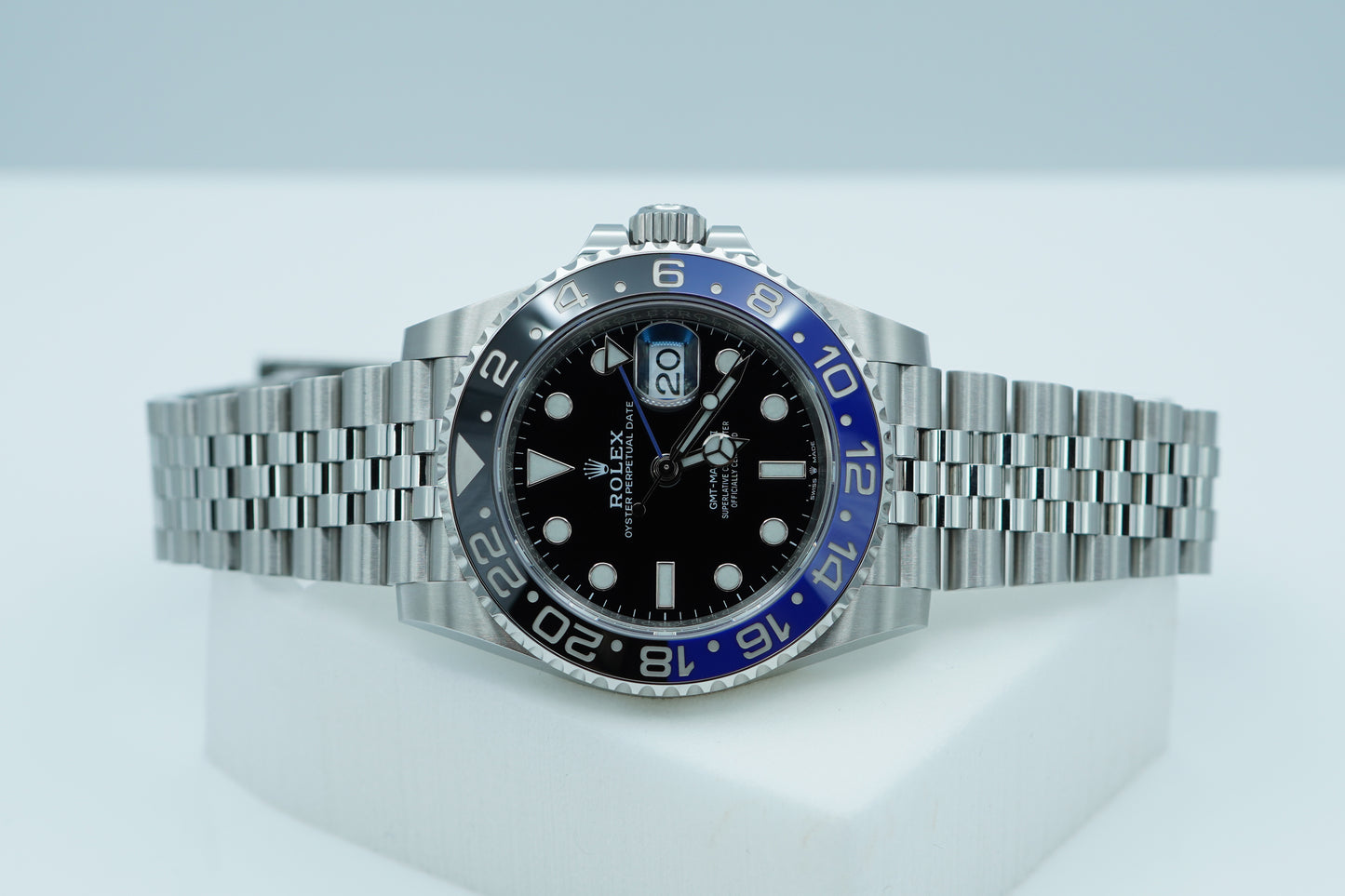 Rolex 126710BLNR GMT Master 2 Viền Đen Xanh Jubilee 2023