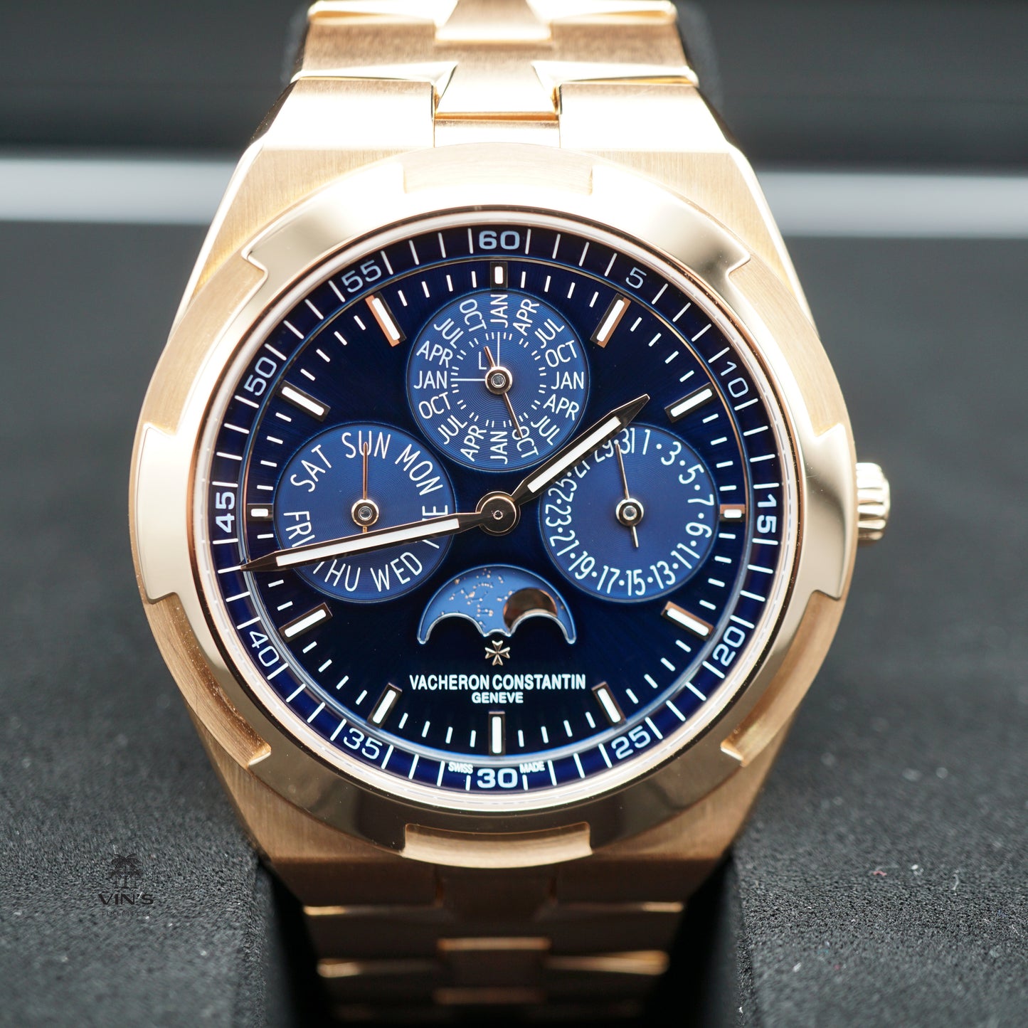 Vacheron Constantin Overseas Perpetual Calendar 4300V Vàng Hồng Mặt Số Xanh