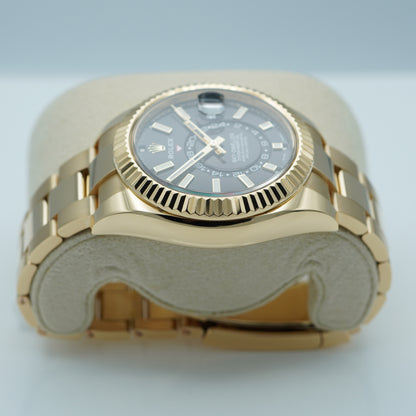 Rolex 326938 Sky-Dweller 18K Vàng Mặt Số Đen Cọc Số Dạng Vạch 2021