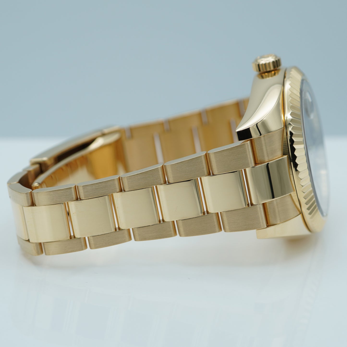 Rolex 326938 Sky-Dweller 18K Vàng Mặt Số Đen Cọc Số Dạng Vạch 2021