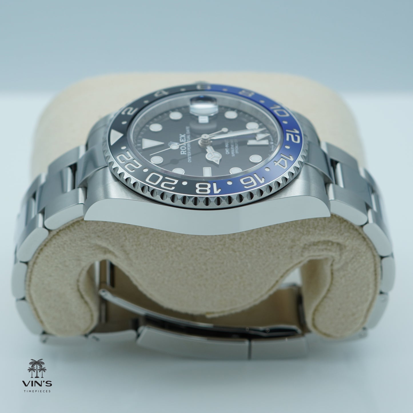 Rolex 126710BLNR GMT Master II - Vành Bezel Đen Xanh 2023