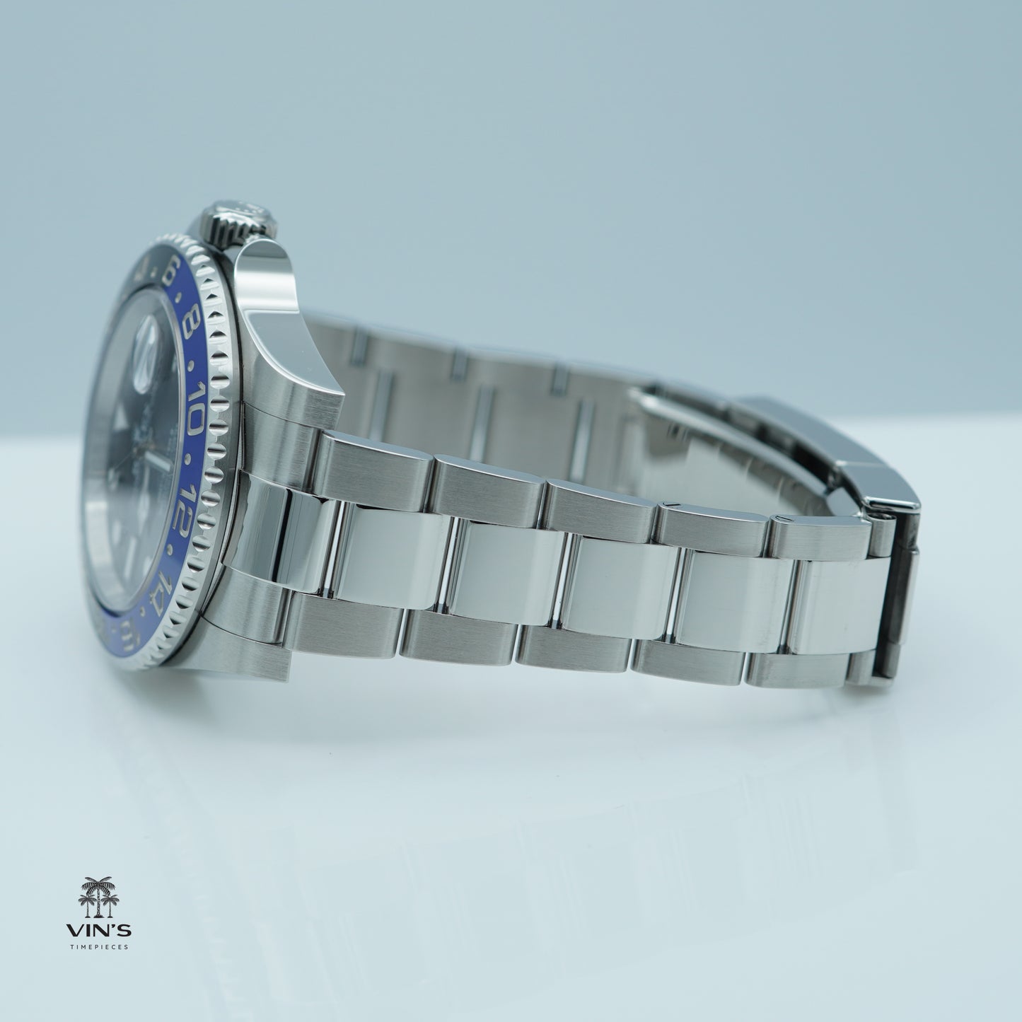 Rolex 126710BLNR GMT Master II - Vành Bezel Đen Xanh 2023