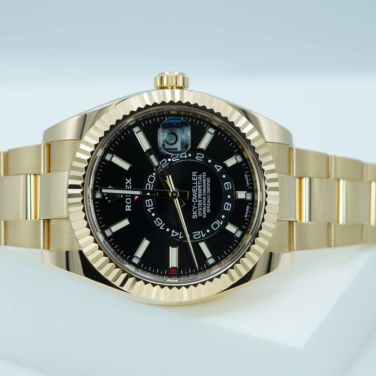 Rolex 326938 Sky-Dweller 18K Vàng Mặt Số Đen Cọc Số Dạng Vạch 2021