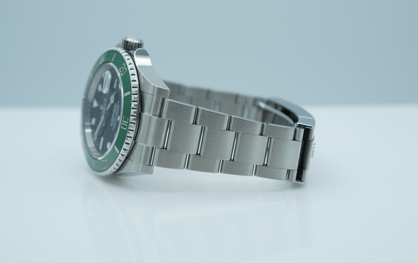 Rolex 126610LV Submariner 41mm Viền Xanh MK2 Mặt Số Đen 2024