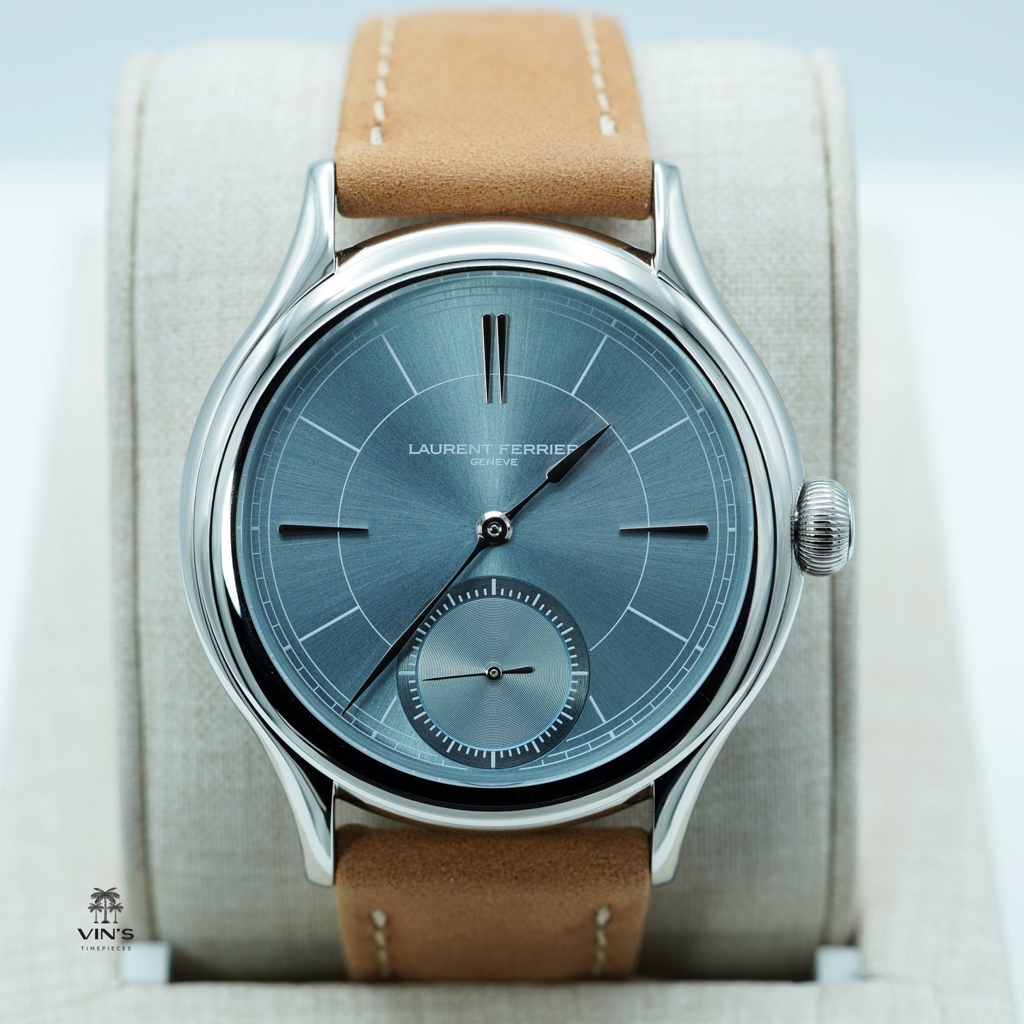 Laurent Ferrier Classic Micro-Rotor Mặt Số Xanh Băng 40mm 2024