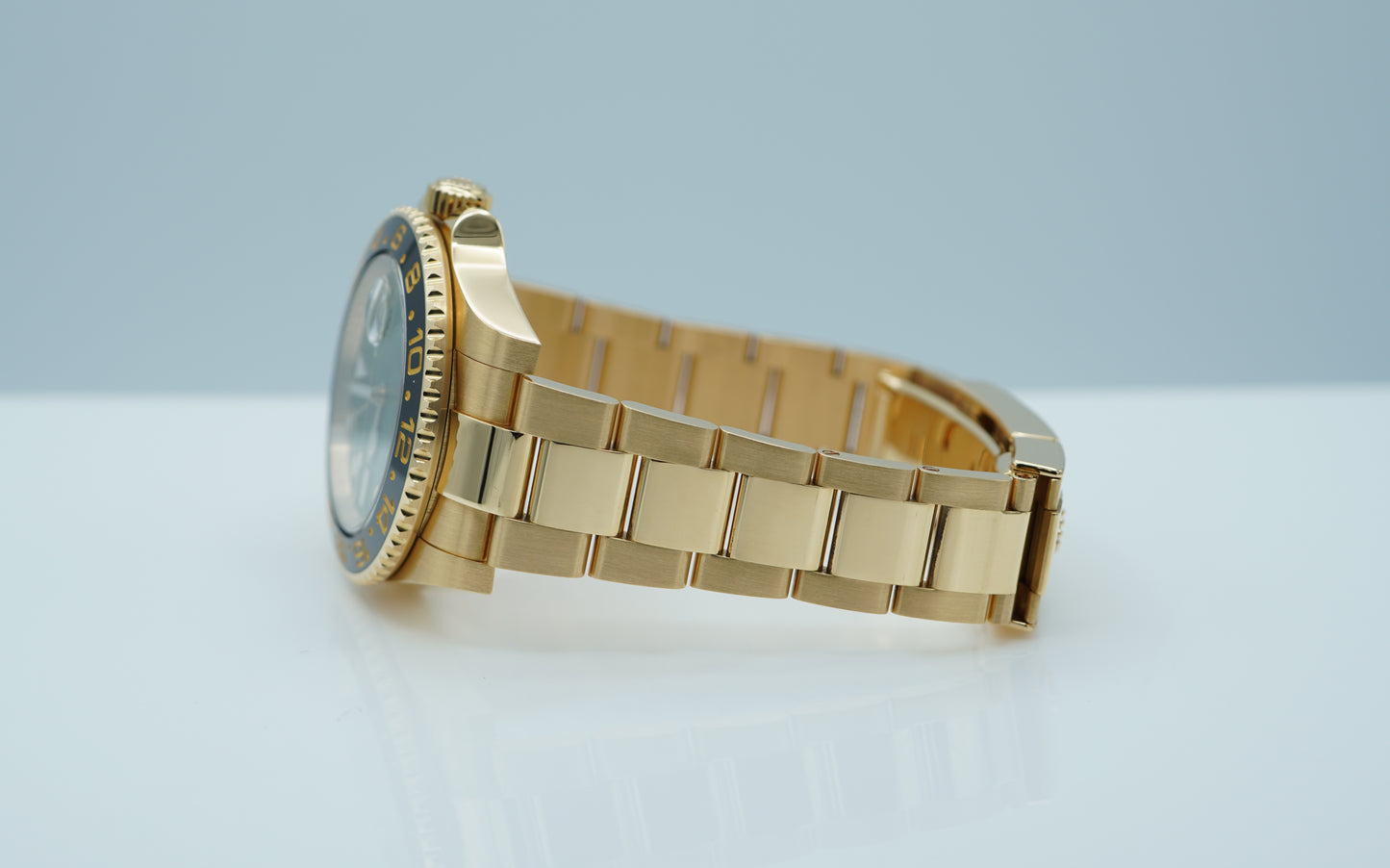Rolex 116718LN GMT Master 2 Vàng Vàng 18K Mặt Số Xanh Lá Đã Được Bảo Dưỡng Tại Rolex Service Center