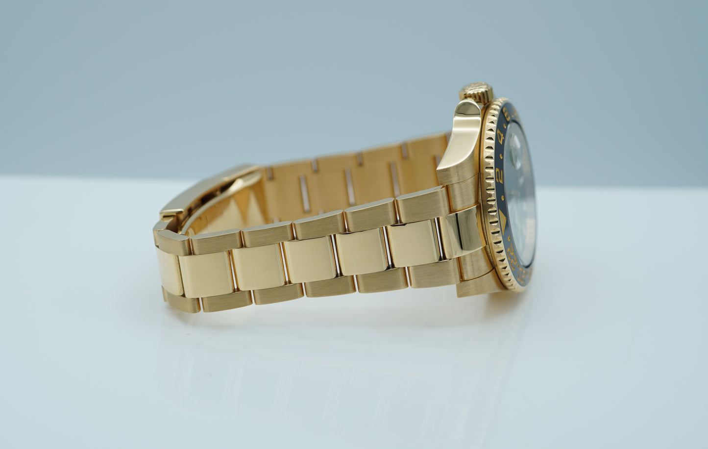 Rolex 116718LN GMT Master 2 Vàng Vàng 18K Mặt Số Xanh Lá Đã Được Bảo Dưỡng Tại Rolex Service Center